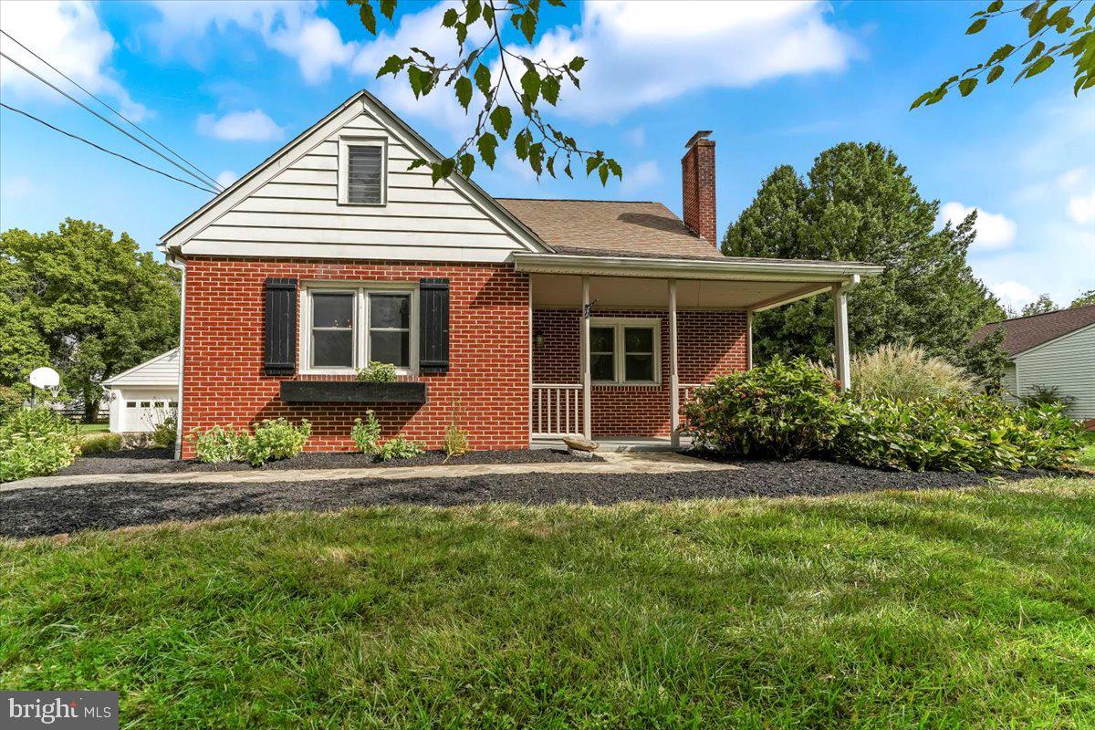 135 West Street Road Kennett Square, PA 19348 - Photo 1 of 39 Gallery Image 1