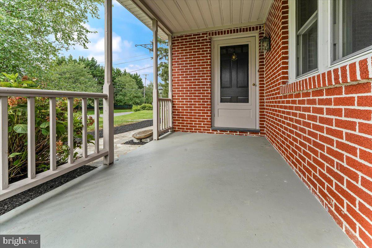 135 West Street Road Kennett Square, PA 19348 - Photo 3 of 39 Gallery Image 3