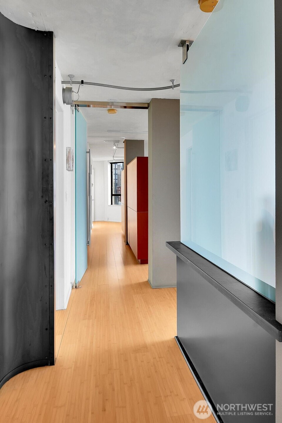 2201 3rd Avenue, Unit 2003 Seattle, WA 98121 - Photo 18 of 40