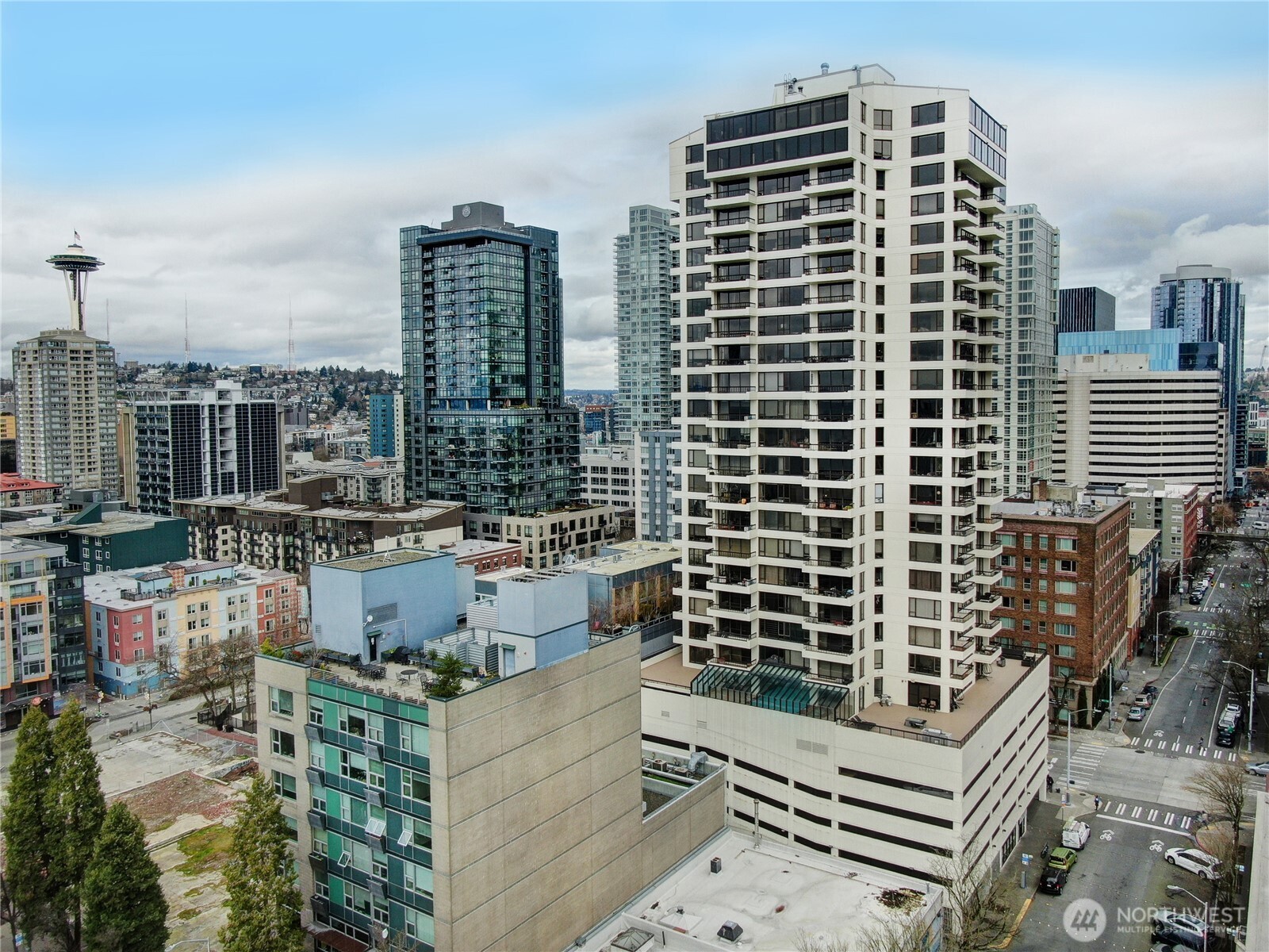 2201 3rd Avenue, Unit 2003 Seattle, WA 98121 - Photo 40 of 40