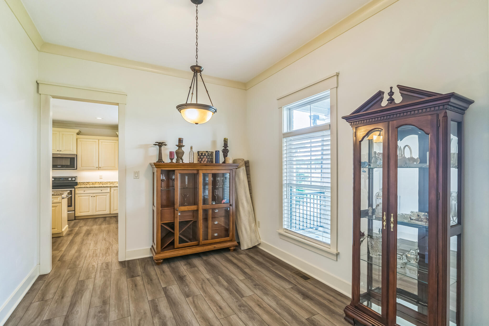 108 RIDGEFIELD Drive Nicholasville, KY 40356 - Photo 15 of 30 15_108_RIDGEFIELD_DR_Nicholasville_KY_40