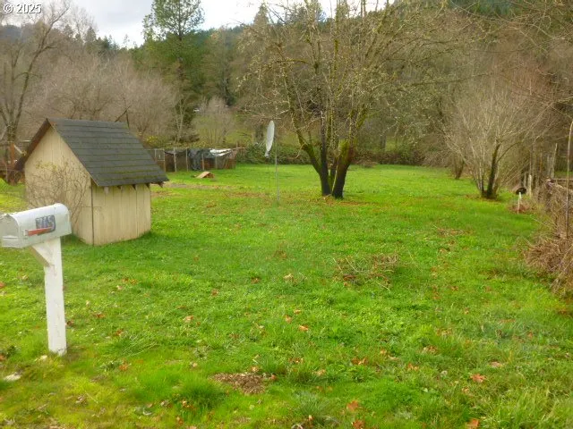 $110,000 | 765 Tunnel Road, Glendale, OR 97442