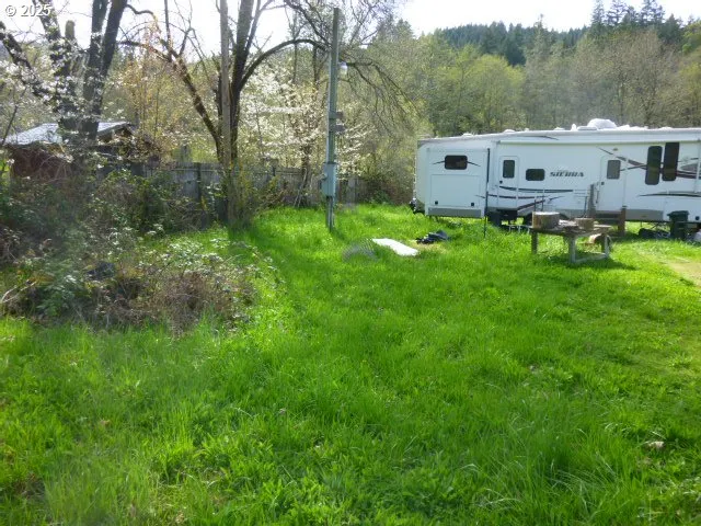 $110,000 | 765 Tunnel Road, Glendale, OR 97442