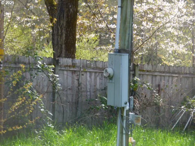 $110,000 | 765 Tunnel Road, Glendale, OR 97442