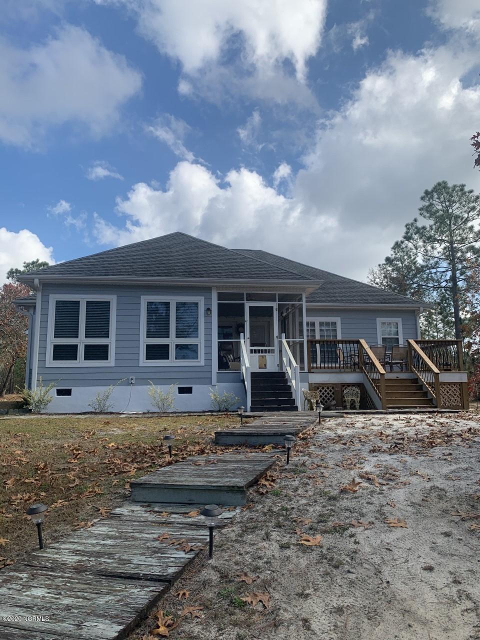 143 Oak Island Road Harrells, NC 28444 - Photo 2 of 43 13