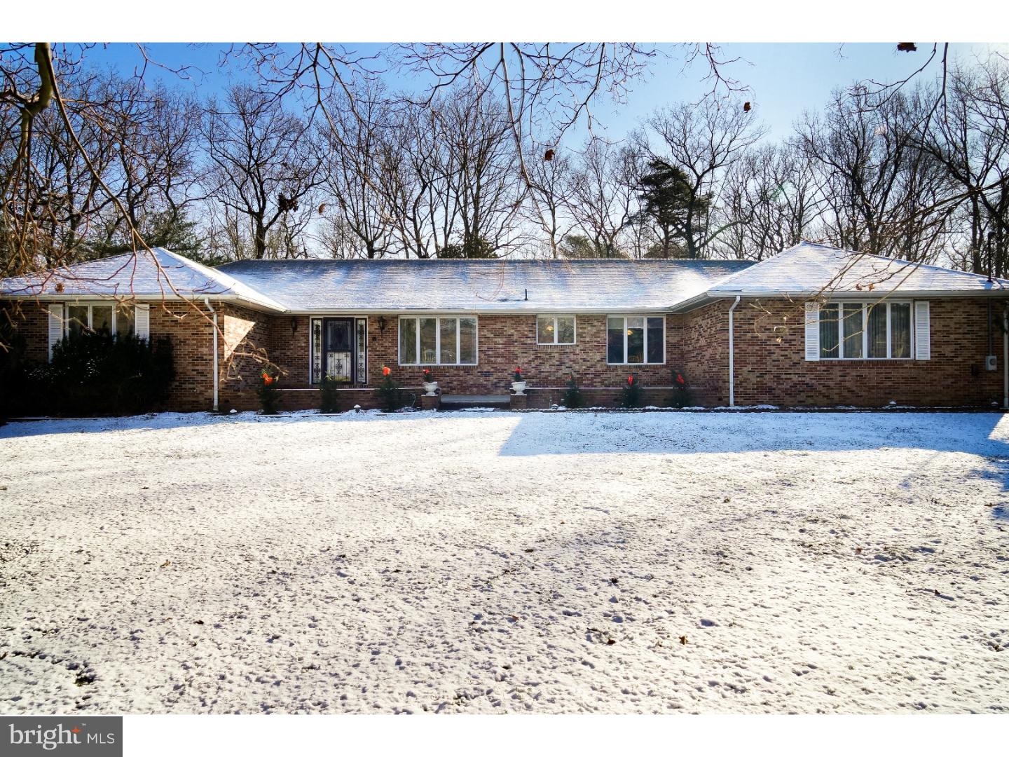 115 Irick Road Mount Holly, NJ 08060 - Photo 2 of 21 Exterior Front