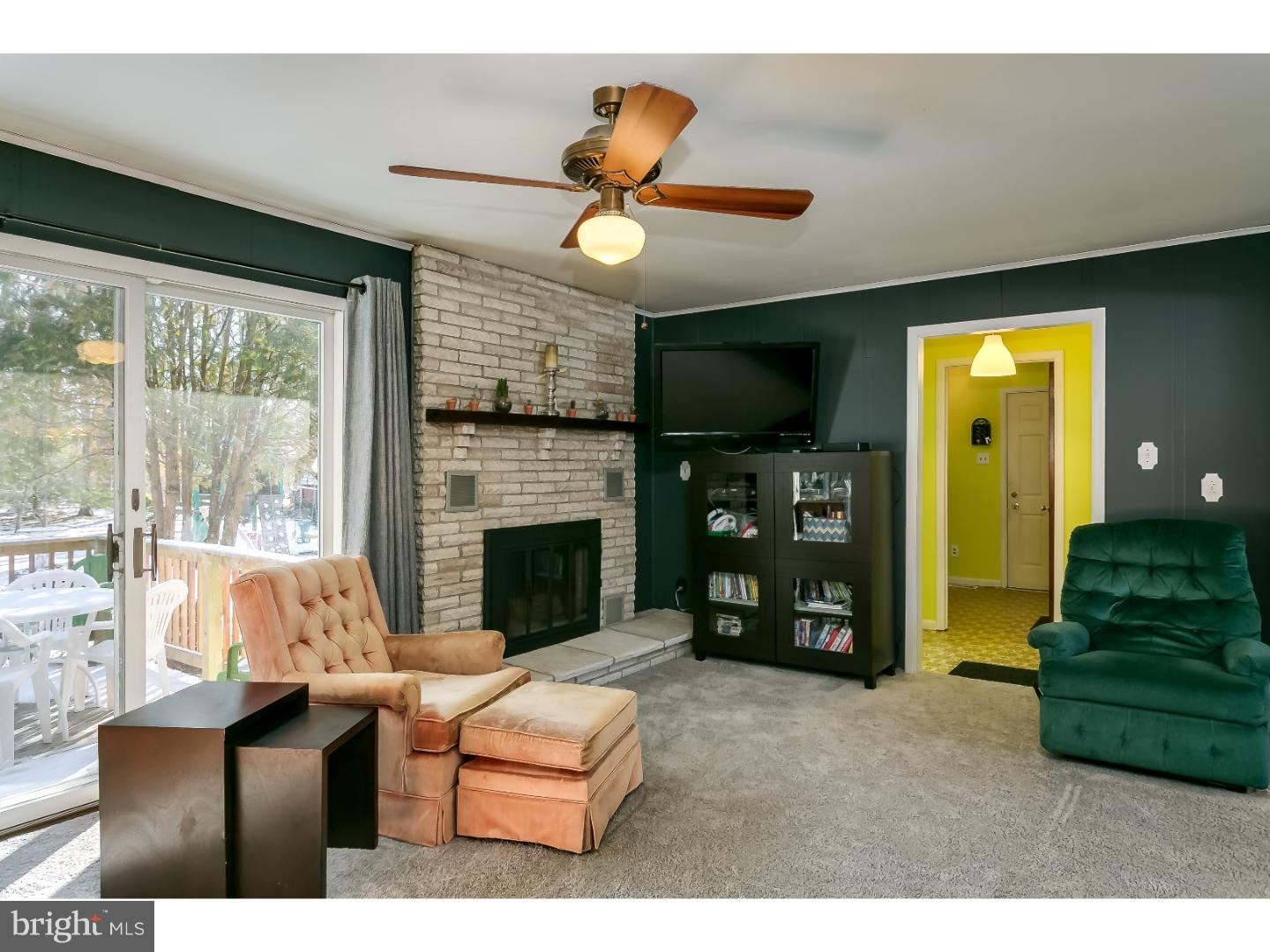 115 Irick Road Mount Holly, NJ 08060 - Photo 8 of 21 Fireplace