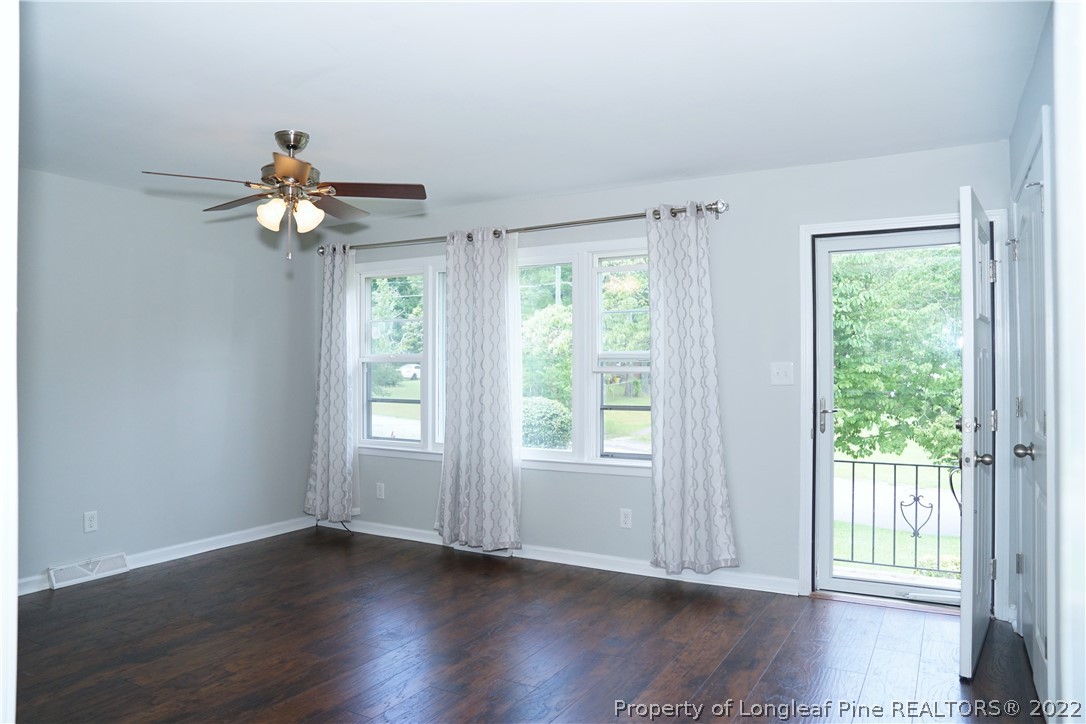 5218 Cooper Road Fayetteville, NC 28311 - Photo 4 of 29 Gallery Image 4
