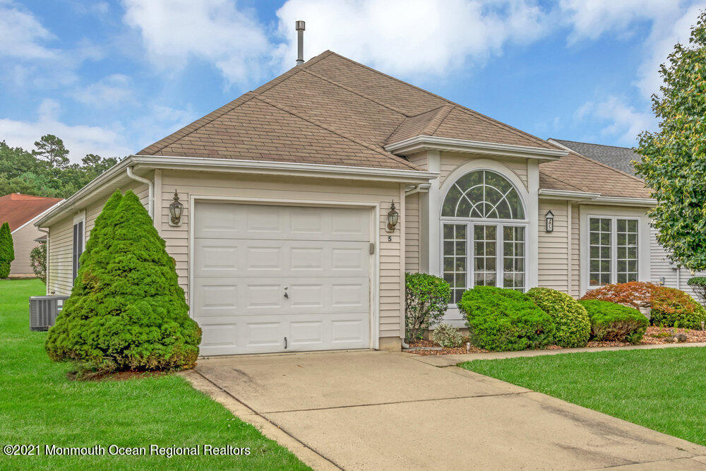 5 Rye Court Jackson, NJ 08527 - Photo 1 of 57 001_dsc03286_1_copy