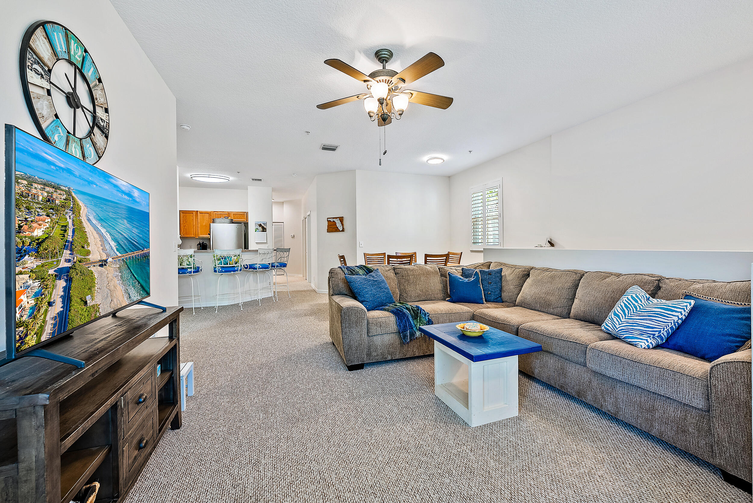 117 Lighthouse Circle, Unit B Tequesta, FL 33469 - Photo 2 of 18 Living Room