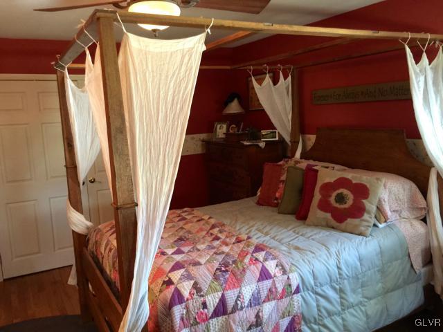 810 Allegheny Road Mount Bethel, PA 18343 - Photo 25 of 26 Main bedroom on first floor.