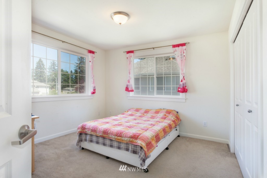 22428 5th Place West Bothell, WA 98021 - Photo 13 of 14