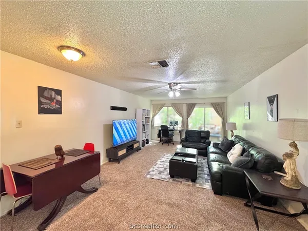 $126,000 | 3923 Old Oaks Drive, Unit 5, Bryan, TX 77802