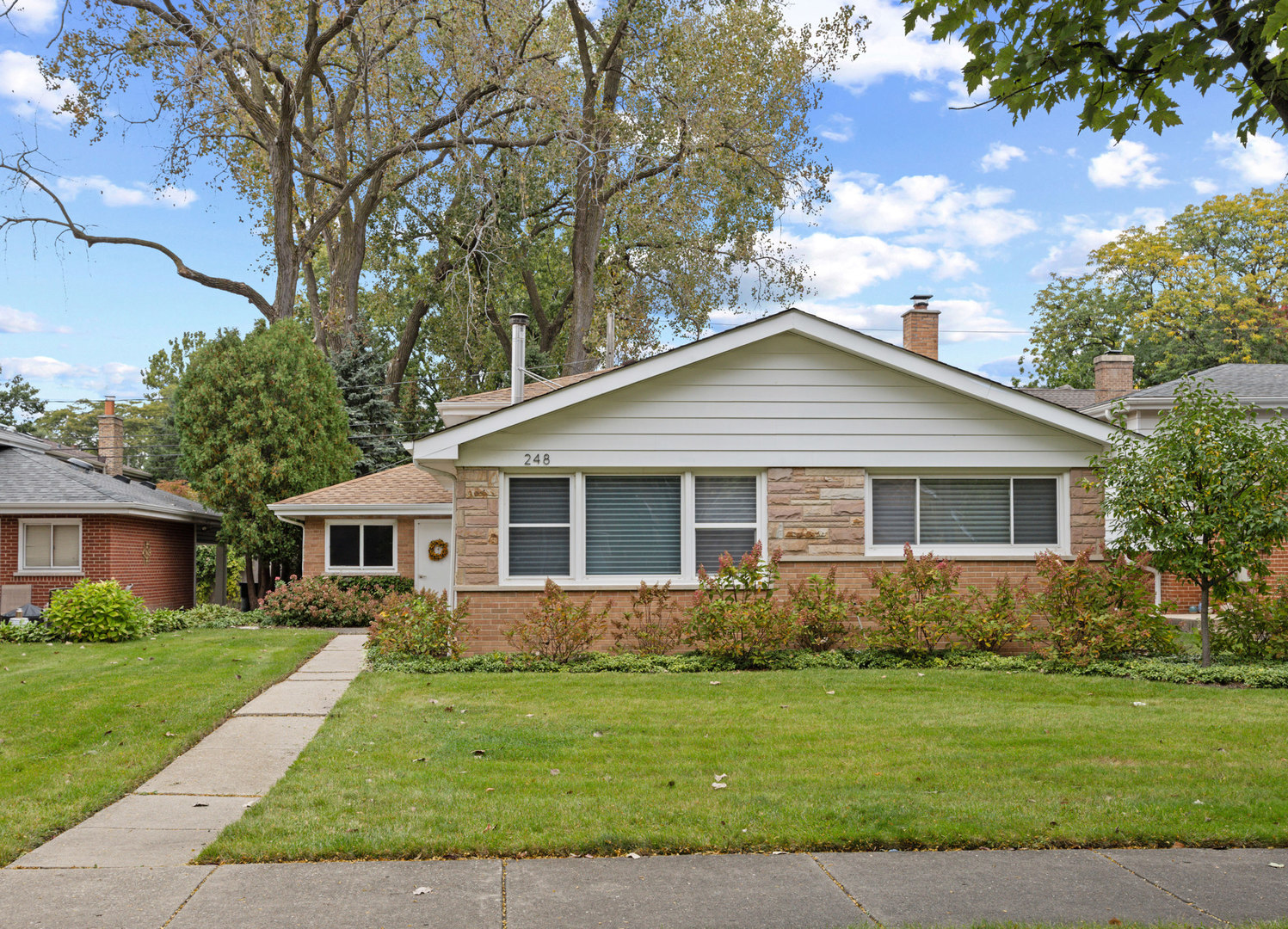 248 Glenview Road Glenview, IL 60025 - Photo 1 of 30 Gallery Image 1
