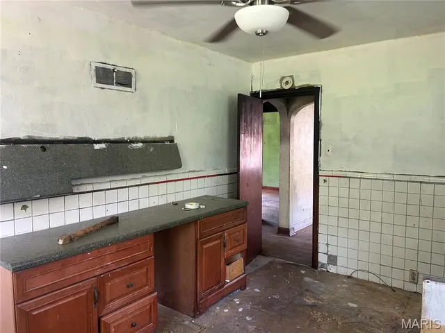 $94,900 | 9015 McNulty Drive, St. John, MO 63114