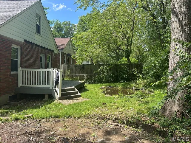 $94,900 | 9015 McNulty Drive, St. John, MO 63114