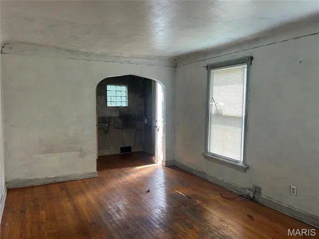 $94,900 | 9015 McNulty Drive, St. John, MO 63114