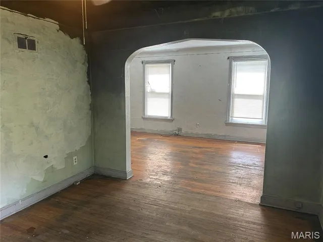 $94,900 | 9015 McNulty Drive, St. John, MO 63114