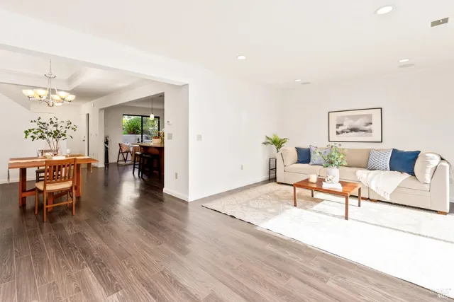 $825,000 | 5 Velasco Court, Novato, CA 94949