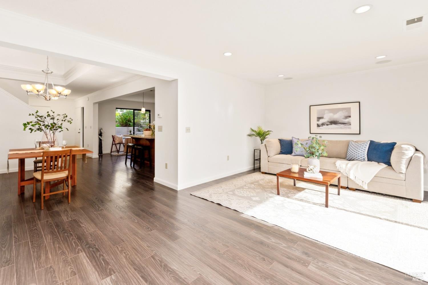 5 Velasco Court Novato, CA 94949 - Photo 10 of 30