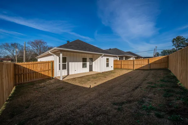 $229,900 | 392 Alexander Street, Kilgore, TX 75662
