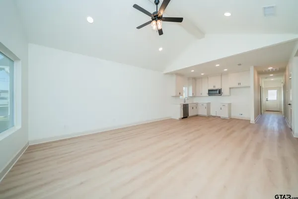 $229,900 | 392 Alexander Street, Kilgore, TX 75662