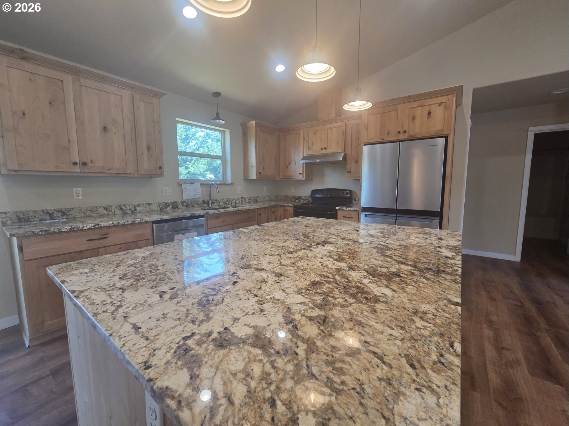 5137 Southwest Grange Road Roseburg, OR 97471 - Photo 5 of 16