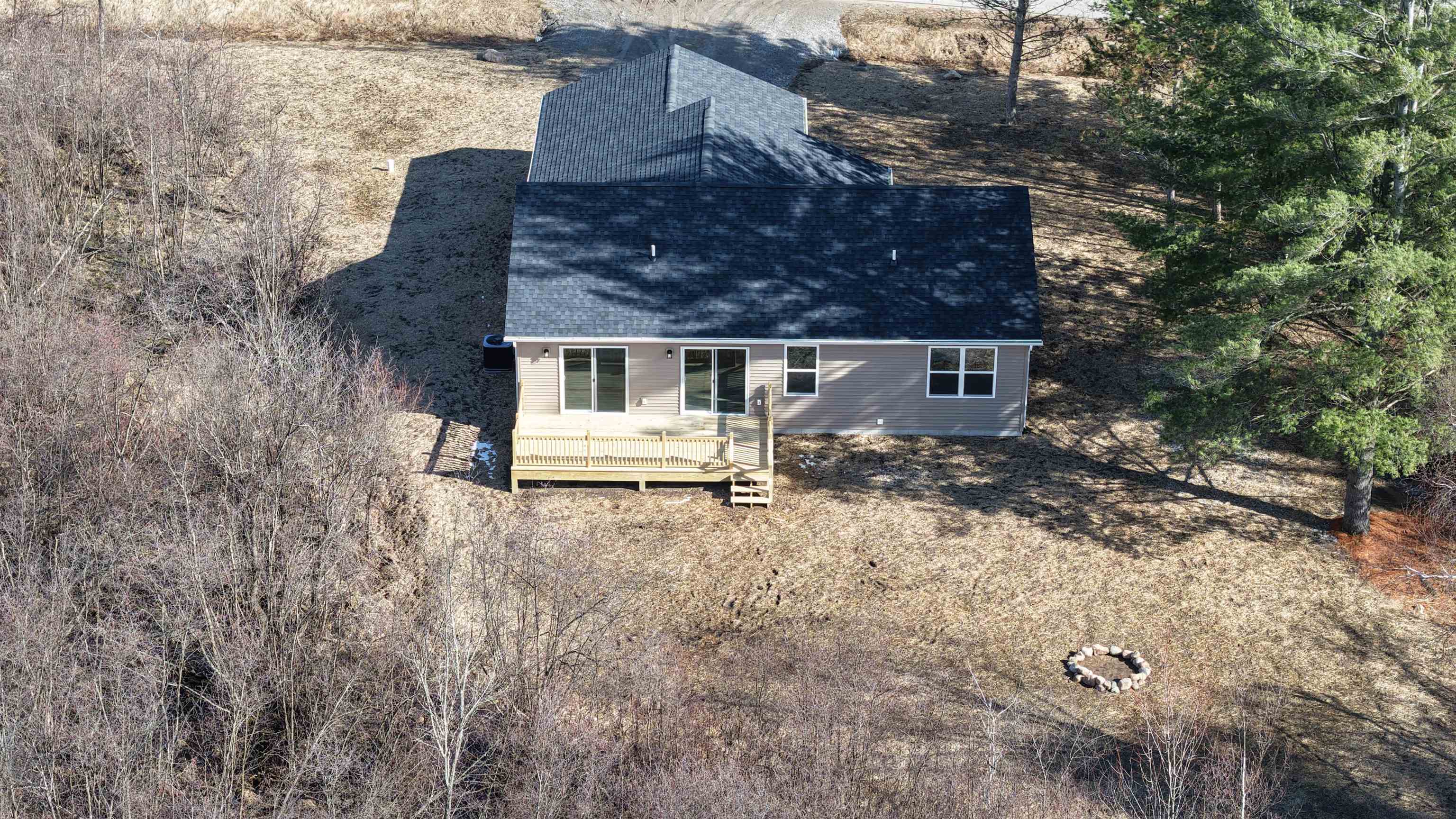 5367 Kings Way Gladwin, MI 48624 - Photo 3 of 43