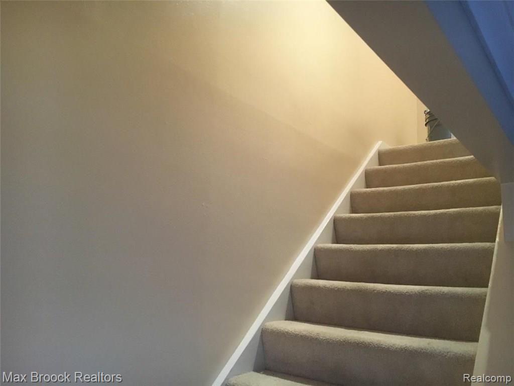 1756 Graefield Road Birmingham, MI 48009 - Photo 14 of 29