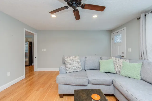 $459,000 | 9 Pleasant View Drive, Hooksett, NH 03106