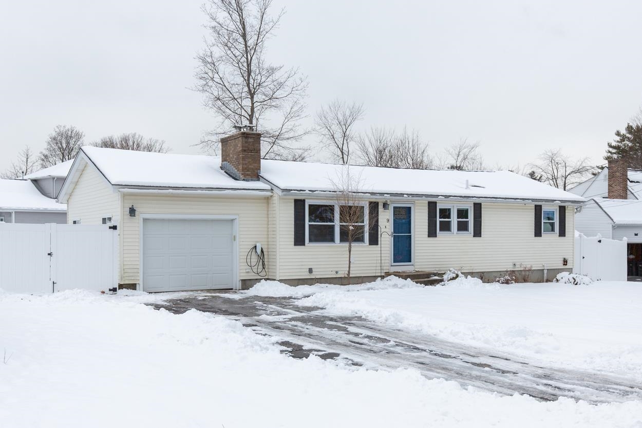 9 Pleasant View Drive Hooksett, NH 03106 - Photo 2 of 48