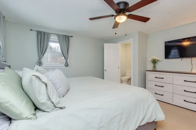 $459,000 | 9 Pleasant View Drive, Hooksett, NH 03106