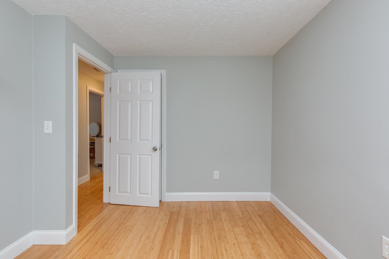 9 Pleasant View Drive Hooksett, NH 03106 - Photo 35 of 48