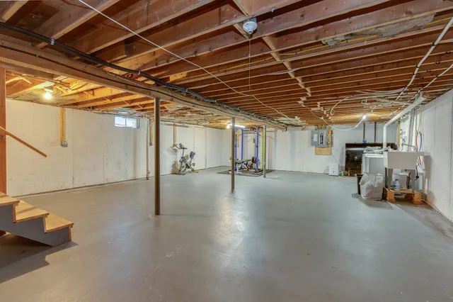 $459,000 | 9 Pleasant View Drive, Hooksett, NH 03106