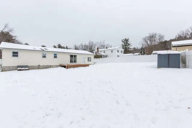 $459,000 | 9 Pleasant View Drive, Hooksett, NH 03106