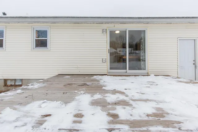 $459,000 | 9 Pleasant View Drive, Hooksett, NH 03106