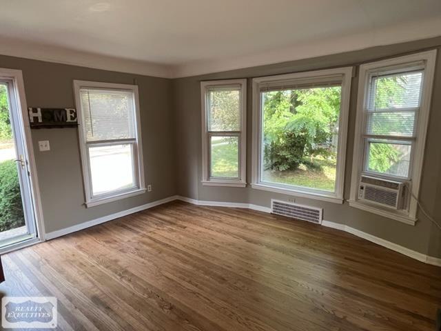 3014 Crooks Road Royal Oak, MI 48073 - Photo 3 of 17