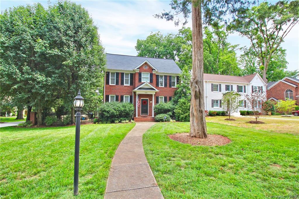 1301 Lilac Road Charlotte, NC 28209 - Photo 4 of 47 Gallery Image 4
