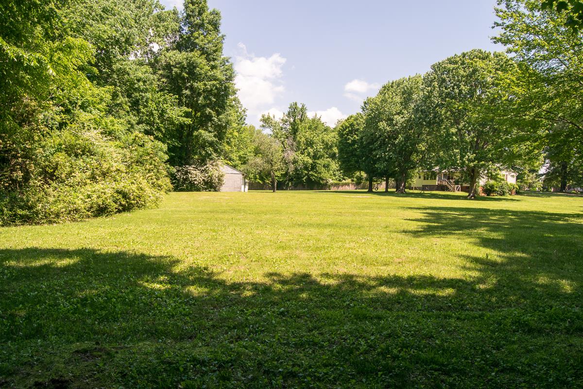 160 Excell Road Clarksville, TN 37043 - Photo 27 of 30 a view of an ocean from a yard