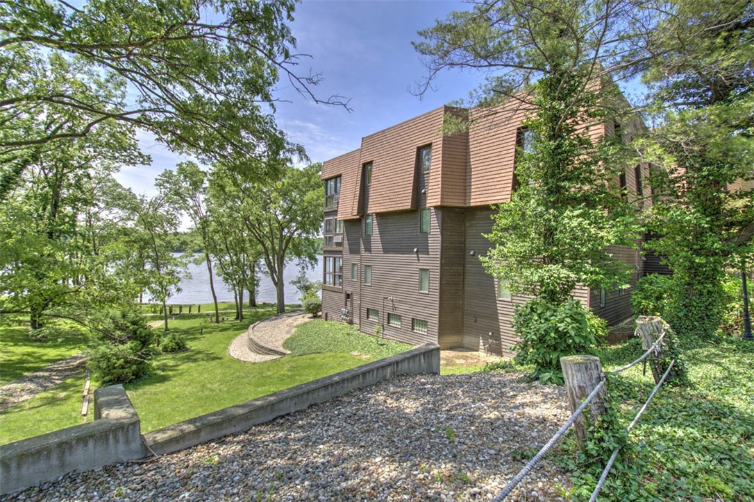 855 East Lake Shore Drive, Unit 1D Decatur, IL 62521 - Photo 28 of 30