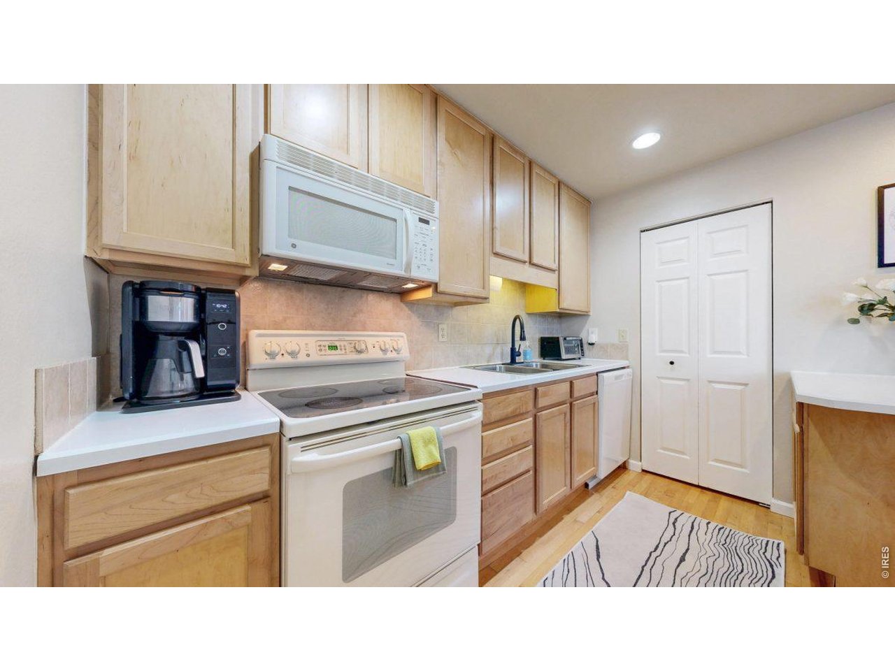 1601 West Swallow Road, Unit 8B Fort Collins, CO 80526 - Photo 6 of 32 Kitchen with All Appliances Included