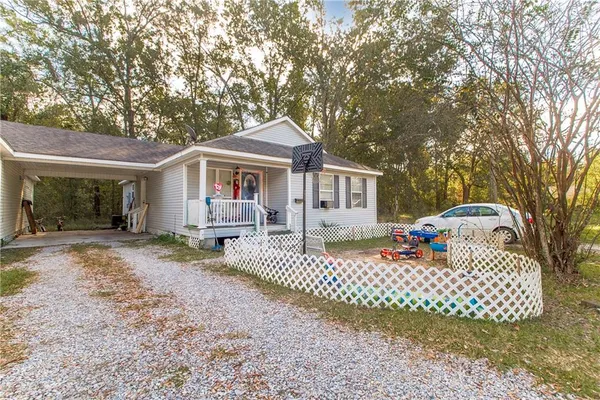 $275,000 | 40216 Hendrix Lane, Ponchatoula, LA 70454