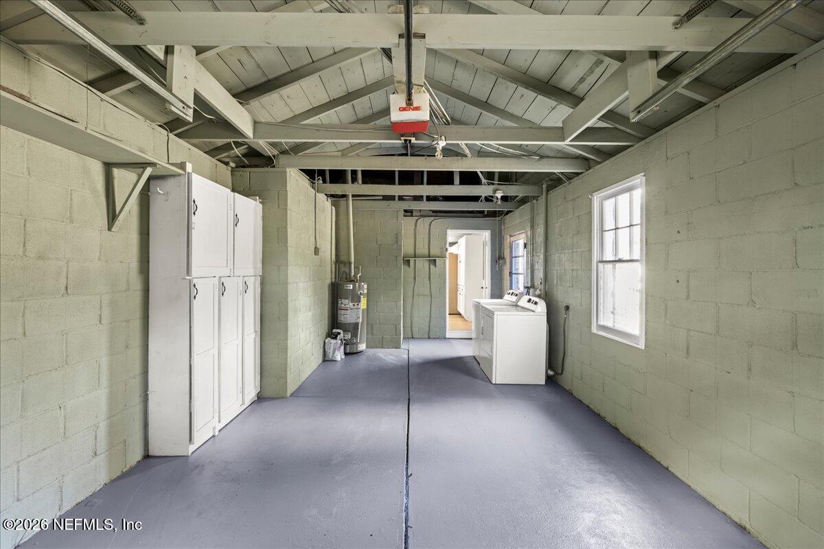 242 Taylor Fury Road Pomona Park, FL 32181 - Photo 15 of 45 22-Garage