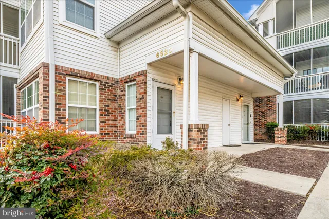 $2,300 | 6520 Lake Park Drive, Unit 201, Greenbelt, MD 20770