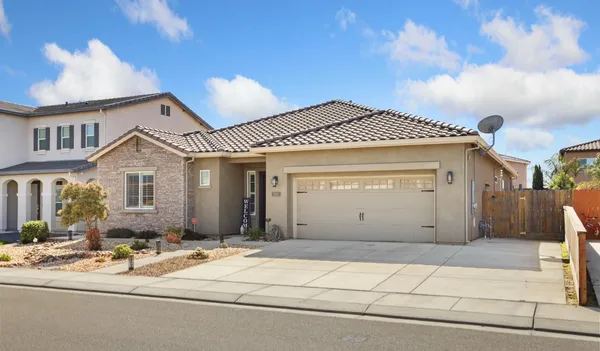 a view of a white house