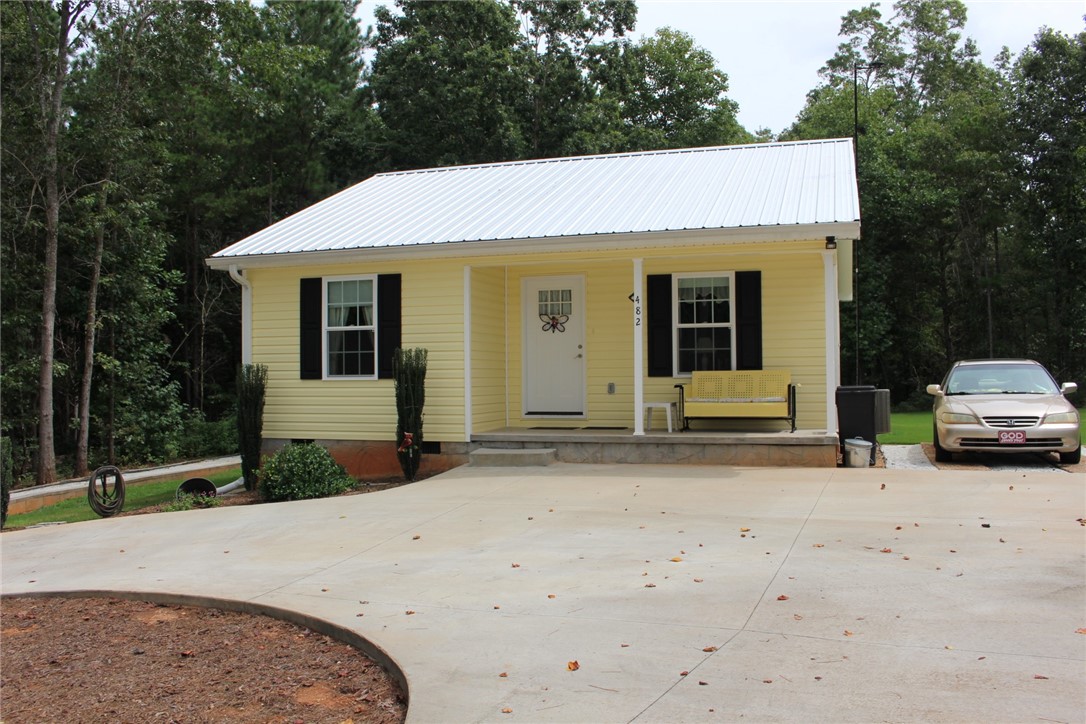 482 Brown Farm Road Seneca, SC 29678 - Photo 2 of 36 Gallery Image 2
