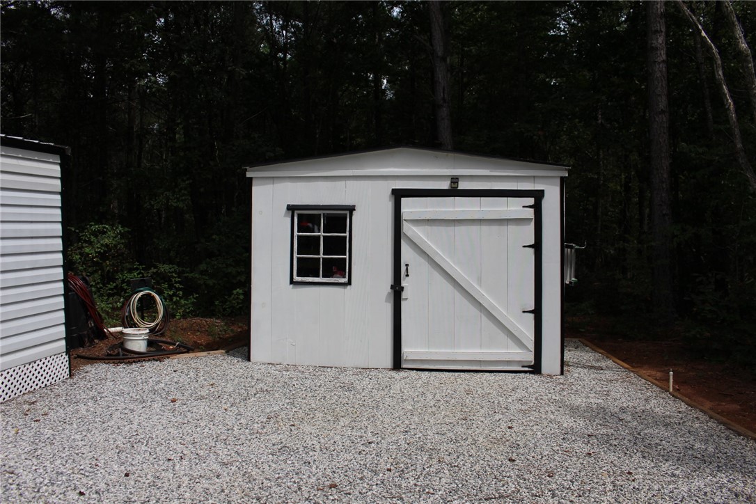 482 Brown Farm Road Seneca, SC 29678 - Photo 28 of 36 Gallery Image 28