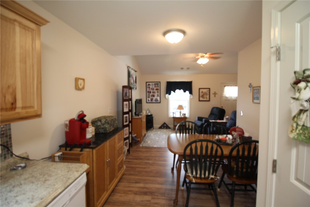 482 Brown Farm Road Seneca, SC 29678 - Photo 6 of 36 Gallery Image 6