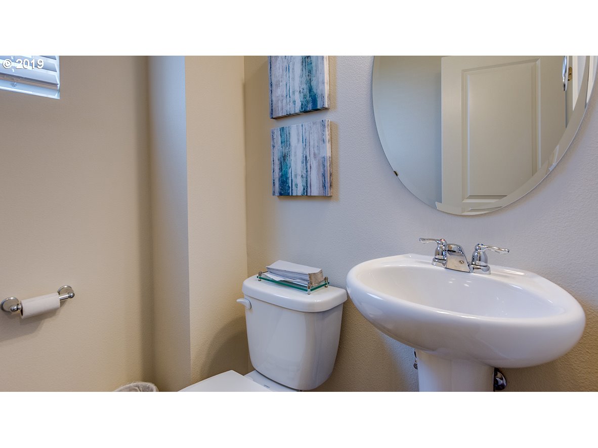 15558 Northwest Brugger Road Portland, OR 97229 - Photo 12 of 25 Gallery Image 12