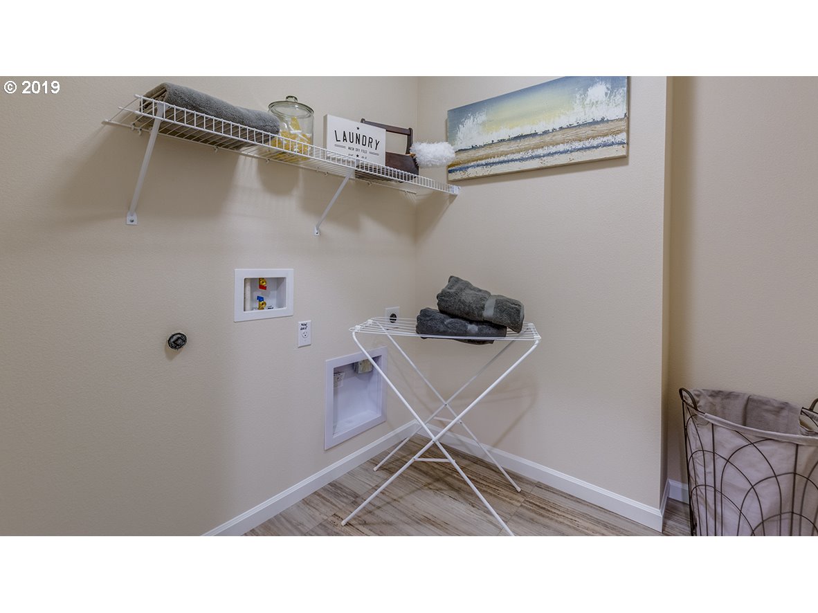 15558 Northwest Brugger Road Portland, OR 97229 - Photo 23 of 25 Gallery Image 23